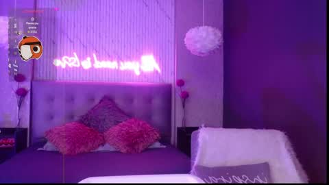 JADE online show from May 30, 9:02 pm