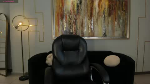 JADE EVANS online show from March 19, 8:03 pm