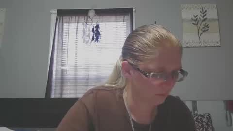 JadeLuv online show from December 21, 5:41 pm