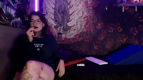 Alex and Venus online show from April 21, 4:52 am