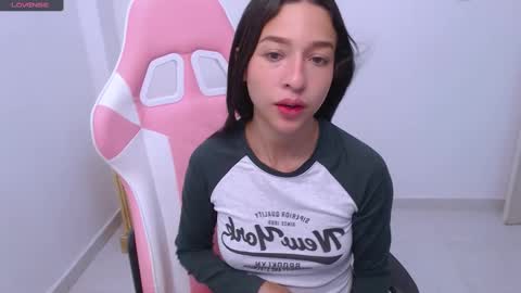 JADE 3 online show from December 10, 8:51 am