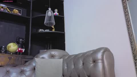 Jadiel online show from May 31, 6:09 pm