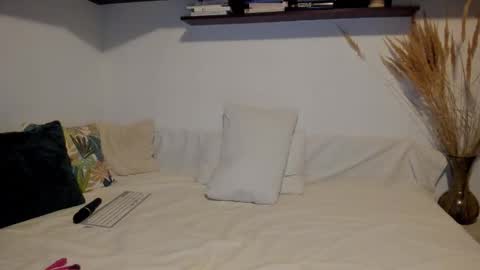 elena online show from January 13, 2:30 am