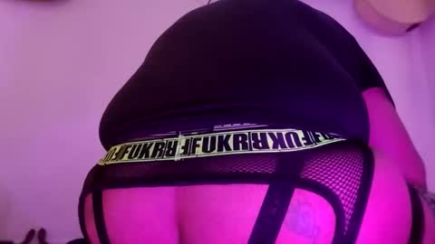 jaidenblake online show from March 28, 7:21 am