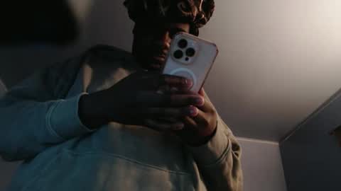 House online show from January 16, 5:05 am