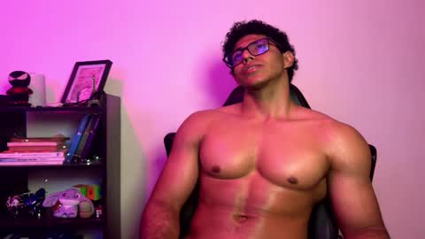 jake_hill1 online show from December 20, 6:53 am