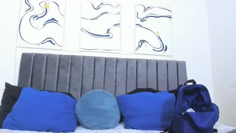 Hi guys im new 3 online show from February 9, 1:00 am