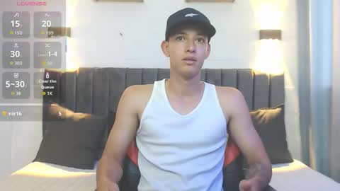 Hi guys im new 3 online show from September 16, 7:39 pm