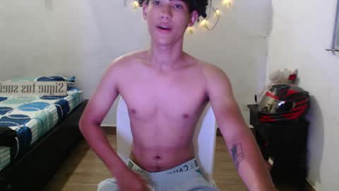 jake willianss online show from December 20, 4:53 am