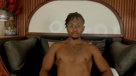   online show from April 20, 7:50 pm