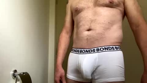 Snapshot of james3080 chatting on October 20, 3:00 am James online show from October 20, 3:00 am