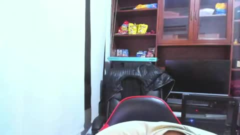 Snapshot of james_cr chatting on February 7, 3:24 am james_cr online show from February 7, 3:24 am