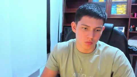 Snapshot of james_cr chatting on February 27, 12:57 am james_cr online show from February 27, 12:57 am