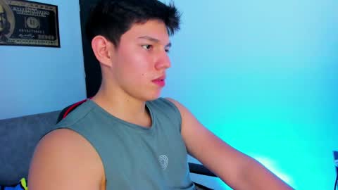 Snapshot of james_cr chatting on February 5, 10:55 pm james_cr online show from February 5, 10:55 pm