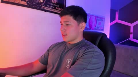 Snapshot of james_cr chatting on September 27, 3:26 am james_cr online show from September 27, 3:26 am