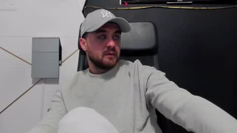 JamesMyers online show from March 18, 4:40 am