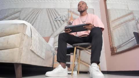 James  online show from February 22, 11:35 am