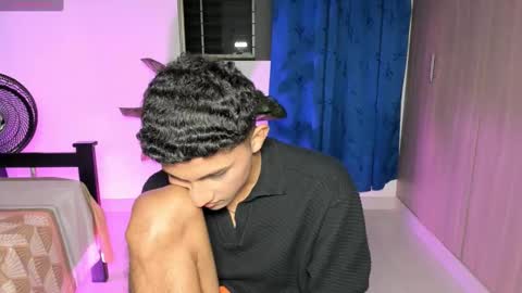 Snapshot of jamess_blanco chatting on September 27, 12:08 am jamess_blanco online show from September 27, 12:08 am