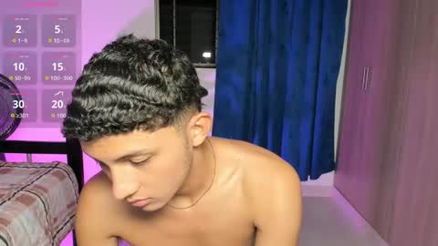 Snapshot of jamess_blanco chatting on September 14, 12:13 am jamess_blanco online show from September 14, 12:13 am