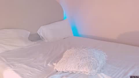 Jamie femboy online show from November 28, 1:24 am