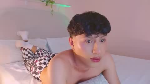 Jamie femboy online show from November 9, 12:47 am