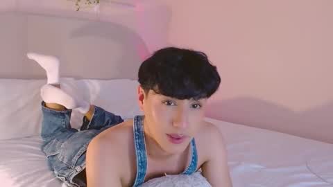 Jamie femboy online show from December 1, 11:03 pm