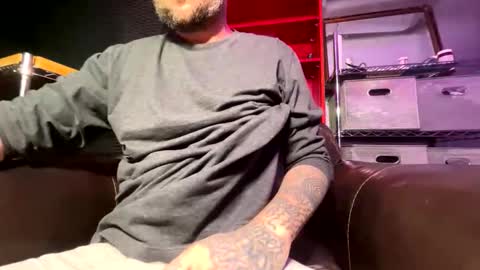 OF - Jamiejordans online show from March 30, 5:18 am