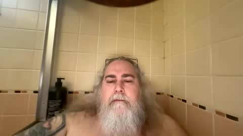 jamielove1975 online show from April 22, 7:10 pm