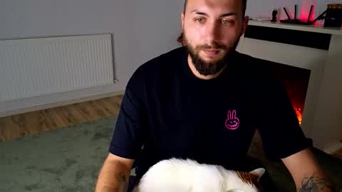 Robbie online show from November 11, 7:32 am