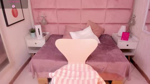 Janah Myers online show from October 1, 12:48 pm