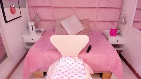 Janah Myers online show from November 17, 1:03 pm