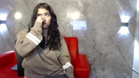 Jan online show from December 14, 5:24 am