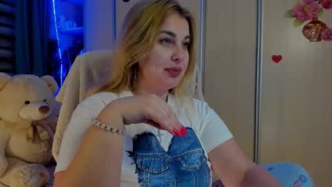 JansyLines online show from March 25, 7:31 pm