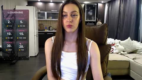 Jasmine online show from May 16, 9:13 pm