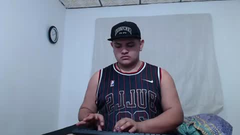 jason_boy_ online show from June 10, 5:50 am