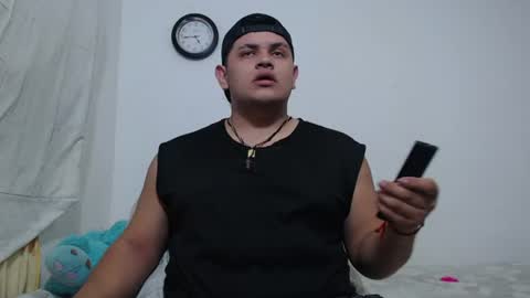 jason_boy_ online show from July 13, 5:22 am