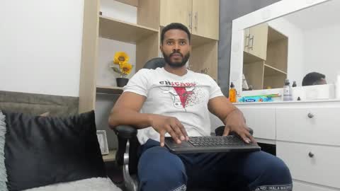 Jason online show from October 20, 5:29 pm