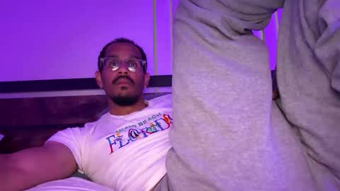  Jorge  online show from December 18, 4:52 am