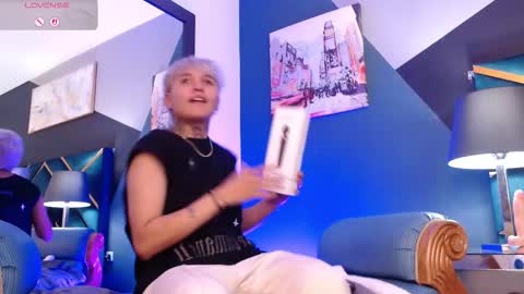 JAX online show from February 22, 3:32 am