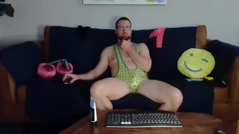 Snapshot of jaxxxspade chatting on December 11, 12:12 am Jaxxx Spade online show from December 11, 12:12 am