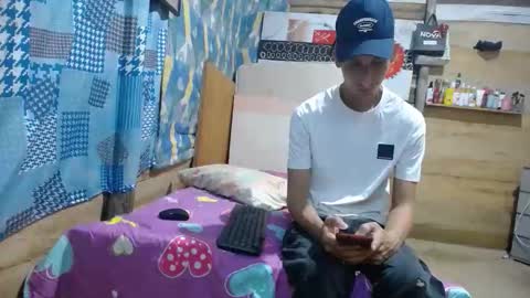 jaycob_v online show from May 10, 12:39 am