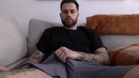 jayg333 online show from February 21, 9:54 pm