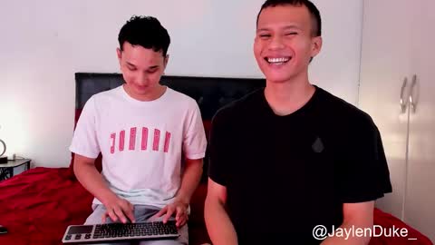 Jaylen and duke online show from September 27, 11:08 am