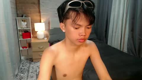 jayson_cumxx online show from April 28, 5:50 pm