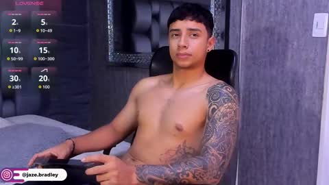 jaze_bradley online show from September 25, 11:28 am