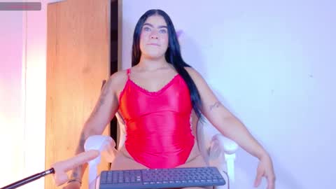 jazmin  online show from October 4, 5:55 pm