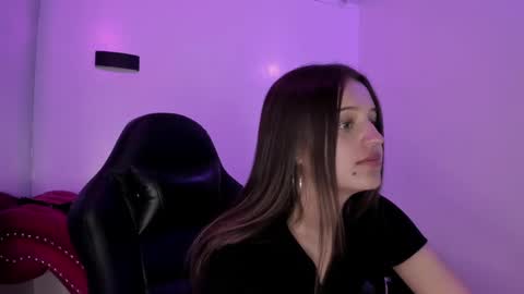 jazmin_prinss online show from March 5, 8:10 pm