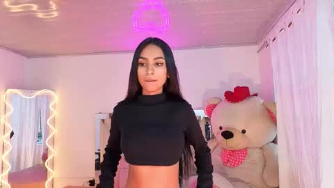 Jazmin  online show from October 10, 11:49 am