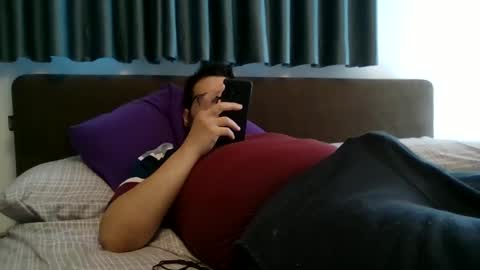 Josbon23 online show from March 8, 9:24 am