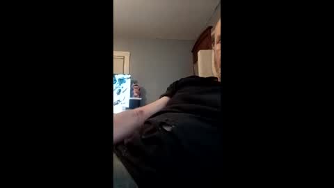 RreddX online show from April 4, 6:53 am